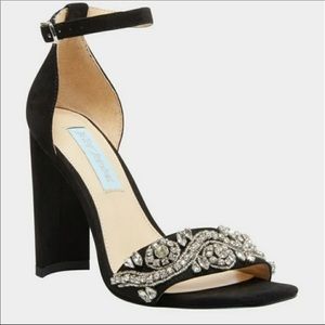 NEW Betsy Johnson Dany Jeweled Block Heel Prom Occasion Sandal Black Size 6